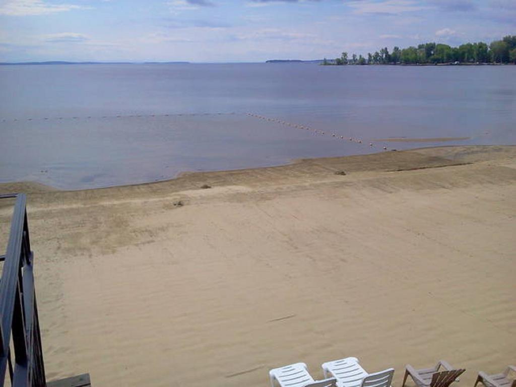 Golden Gate Lodging Plattsburgh Rum bild